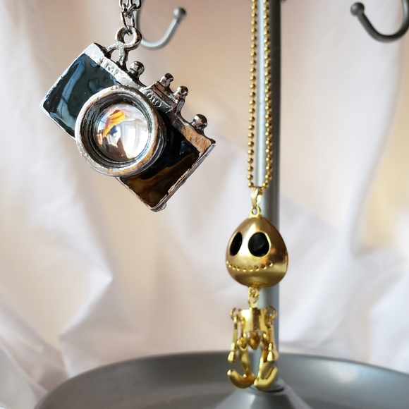 Free with Purchase! Necklace Set - Picture 2 of 10